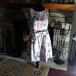 Tahari  Sleeveless Dress